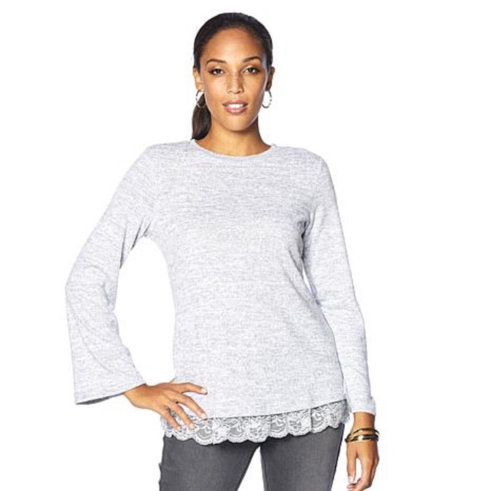 Diane Gilman Bell Sleeve Top with Lace Hem size 1X